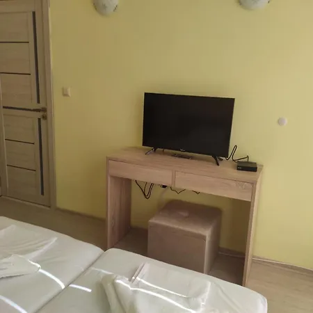 Прекрасен Апартамент С Комплимент Apartamento