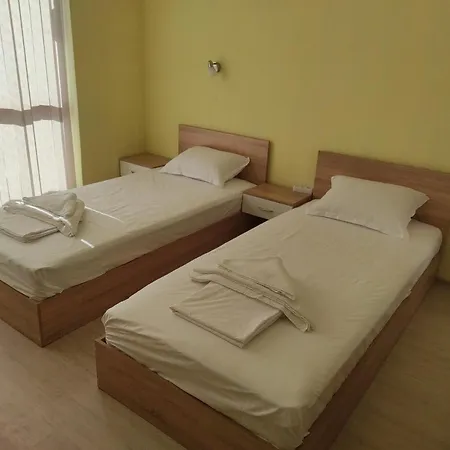 Apartamento Прекрасен Апартамент С Комплимент